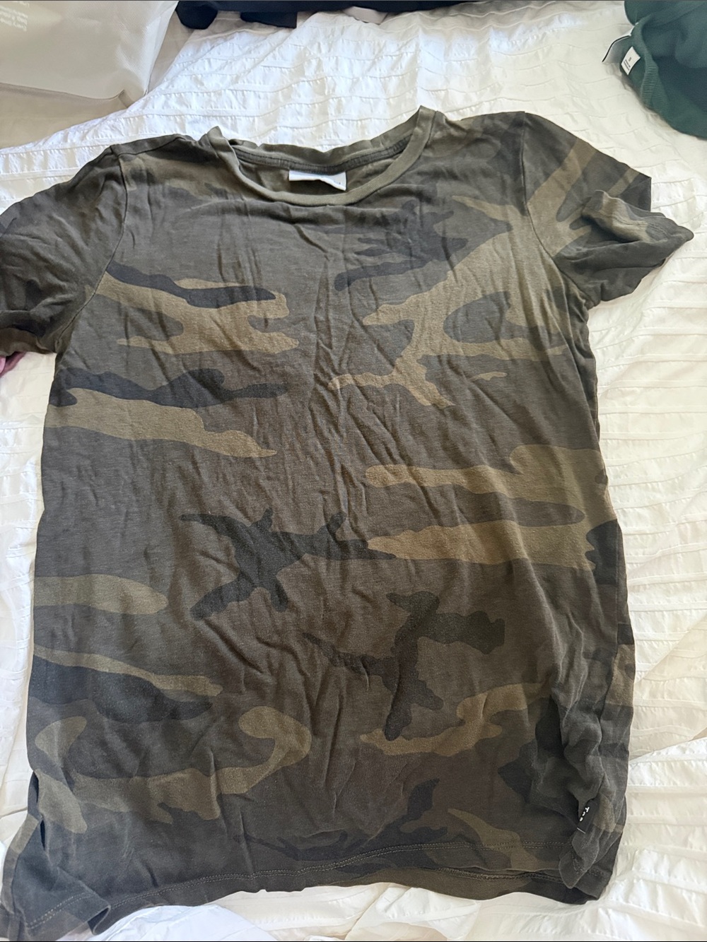 TNA Women's Short Sleeve Camo Tee in Olive and Dark Green